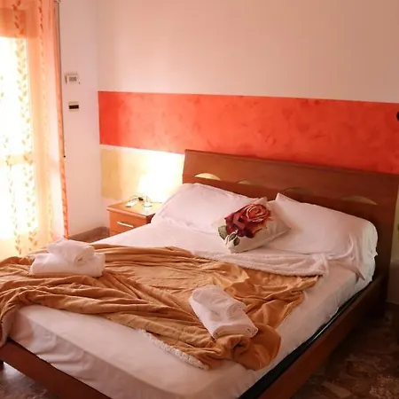 Maremma Holidays - Cimarosa Daire Follonica