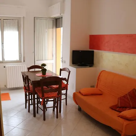 Maremma Holidays - Cimarosa Apartment *